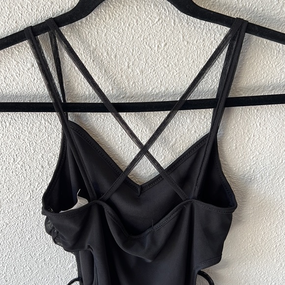 Pretty Little Thing Shape Black Mesh Ruched Strap Detail Cut Out Bodysuit Size 4 - Picture 5 of 11